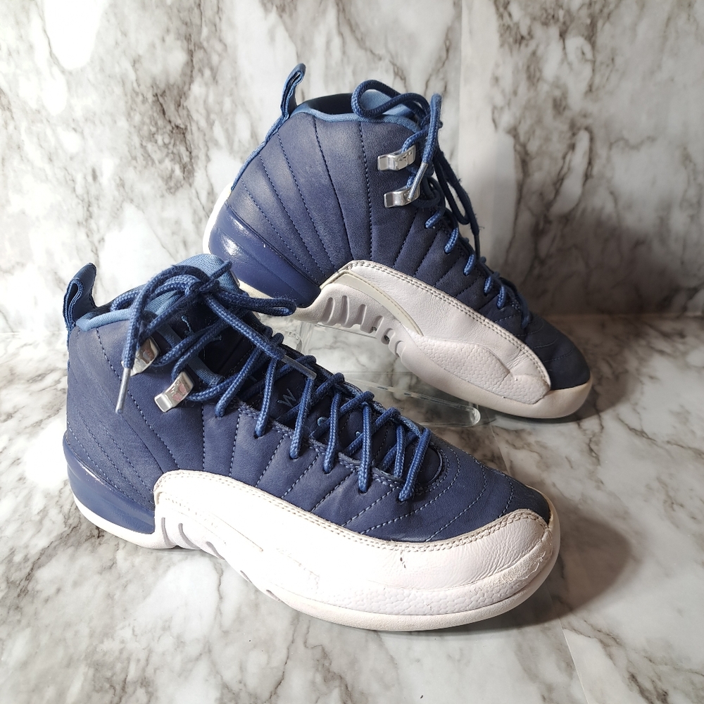 Nike Air Jordan Retro Boys Sneakers Indigo‎ & White Size 6Y